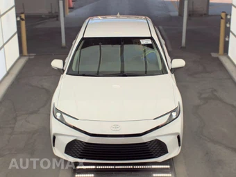 2025 Toyota Camry LE - miniatura 2