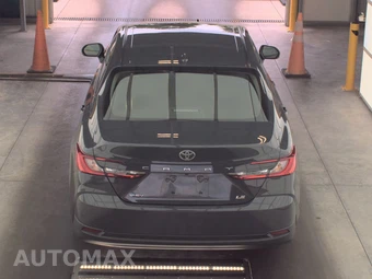 2025 Toyota Camry LE - miniatura 5
