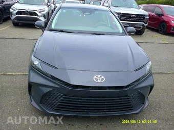 2025 Toyota Camry LE - miniatura 12