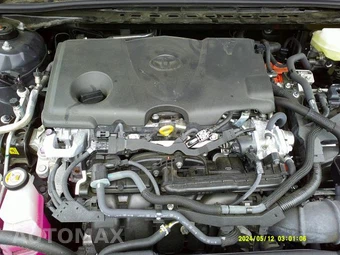 2025 Toyota Camry LE - miniatura 9