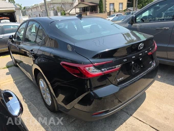2025 Toyota Camry LE - miniatura 6