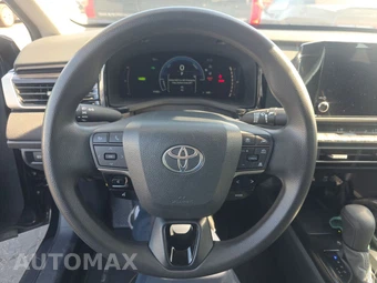 2025 Toyota Camry LE - miniatura 10