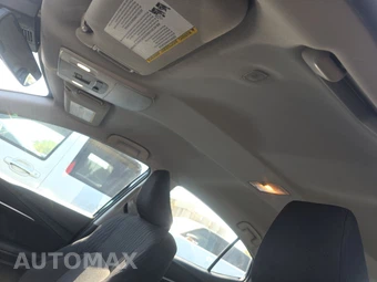 2025 Toyota Camry LE - miniatura 14