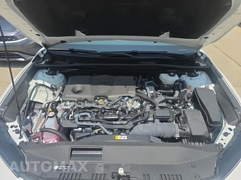 2025 Toyota Camry LE - miniatura 18