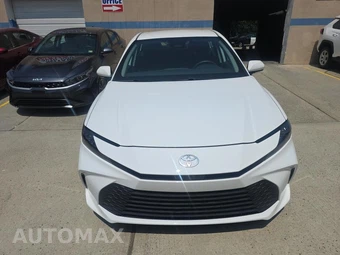 2025 Toyota Camry LE - miniatura 2