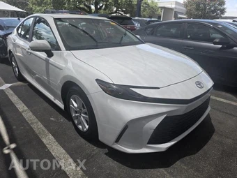 2025 Toyota Camry LE - miniatura 13