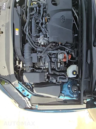 2025 Toyota Camry LE - miniatura 21