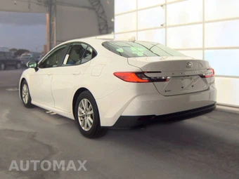 2025 Toyota Camry LE - miniatura 6