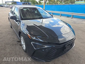 2025 Toyota Camry LE - miniatura 3