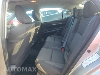 2025 Toyota Camry LE - miniatura 13