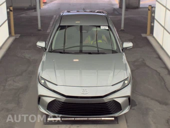 2025 Toyota Camry LE - miniatura 2