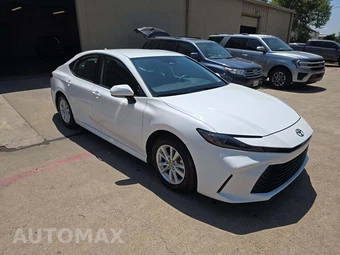 2025 Toyota Camry LE - miniatura 4