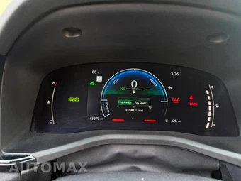 2025 Toyota Camry LE - miniatura 12