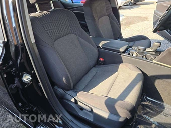 2025 Toyota Camry LE - miniatura 18