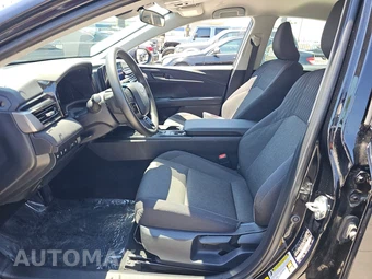 2025 Toyota Camry LE - miniatura 7