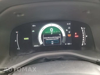 2025 Toyota Camry LE - miniatura 12