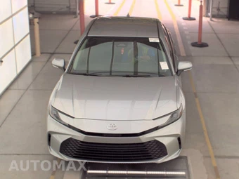 2025 Toyota Camry LE - miniatura 2