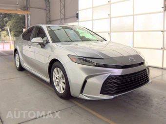 2025 Toyota Camry LE - miniatura 3