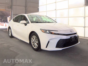 2025 Toyota Camry LE - miniatura 3