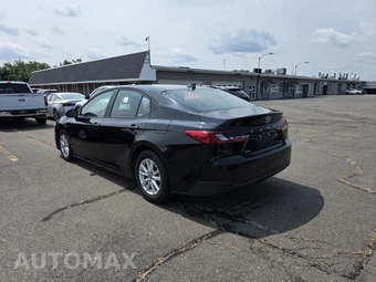 2025 Toyota Camry LE - miniatura 17