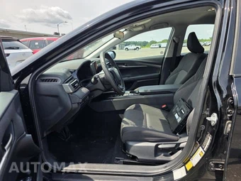 2025 Toyota Camry LE - miniatura 4