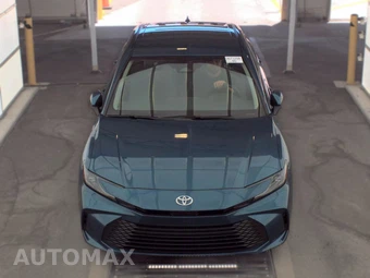 2025 Toyota Camry LE - miniatura 2