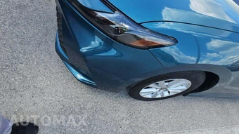 2025 Toyota Camry LE - miniatura 25