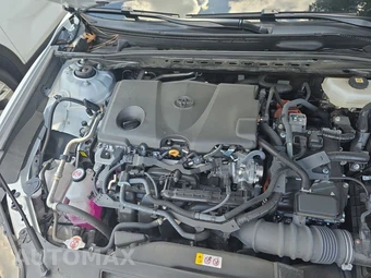 2025 Toyota Camry LE - miniatura 15
