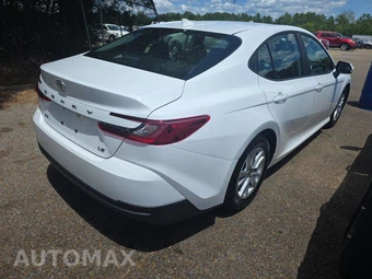 2025 Toyota Camry LE - miniatura 4