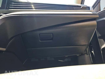 2025 Toyota Camry LE - miniatura 19