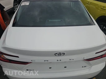 2025 Toyota Camry LE - miniatura 16