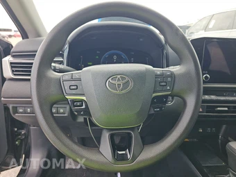 2025 Toyota Camry LE - miniatura 10