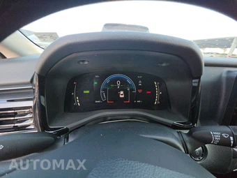 2025 Toyota Camry LE - miniatura 12