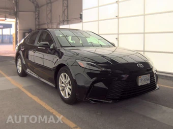 2025 Toyota Camry LE - miniatura 3