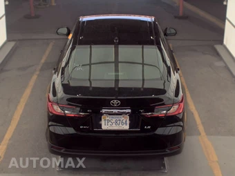 2025 Toyota Camry LE - miniatura 5