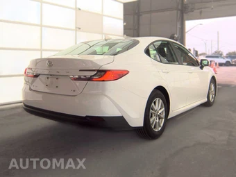 2025 Toyota Camry LE - miniatura 4