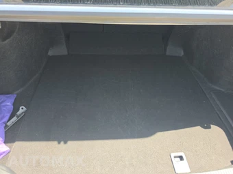 2025 Toyota Camry LE - miniatura 16