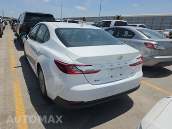 2025 Toyota Camry LE - miniatura 5