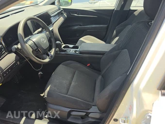 2025 Toyota Camry LE - miniatura 7