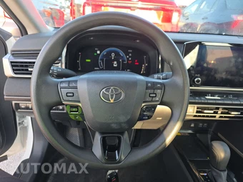 2025 Toyota Camry LE - miniatura 10