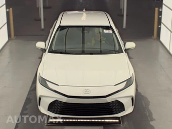 2025 Toyota Camry LE - miniatura 2