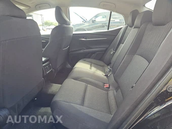 2025 Toyota Camry LE - miniatura 13