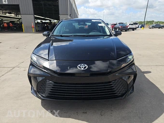 2025 Toyota Camry LE - miniatura 2