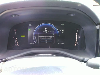 2025 Toyota Camry LE - miniatura 21