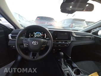2025 Toyota Camry LE - miniatura 11