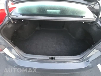 2025 Toyota Camry LE - miniatura 16