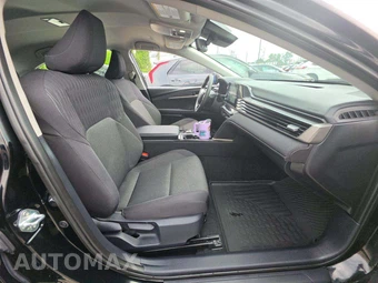 2025 Toyota Camry LE - miniatura 18