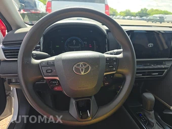 2025 Toyota Camry LE - miniatura 10