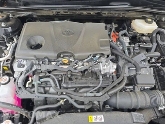 2025 Toyota Camry LE - miniatura 15