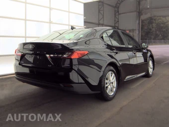 2025 Toyota Camry LE - miniatura 4